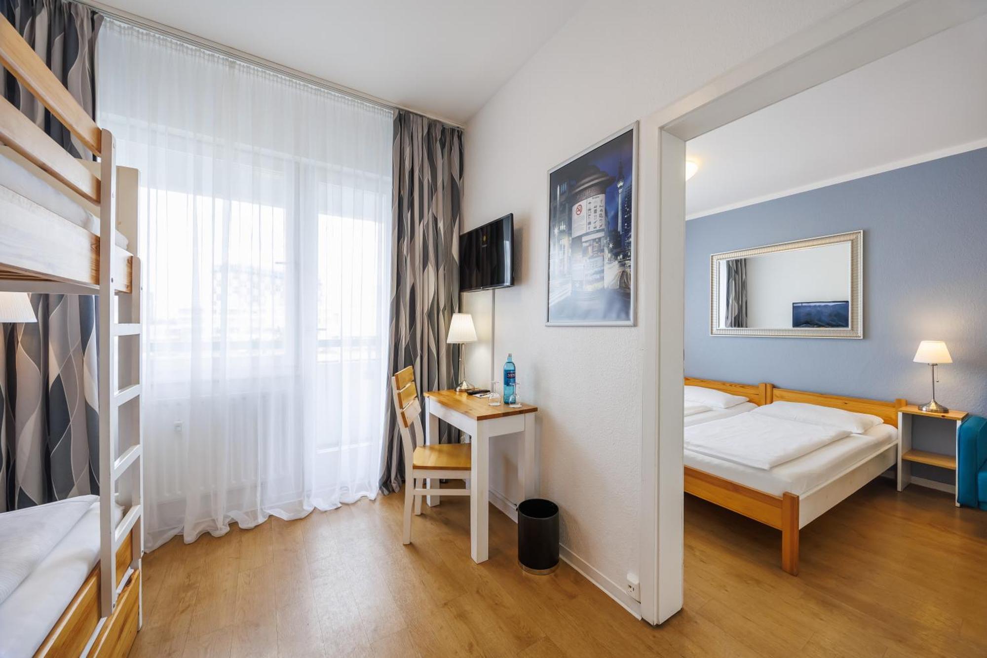 Hotel Luetzow Berlin Exterior photo