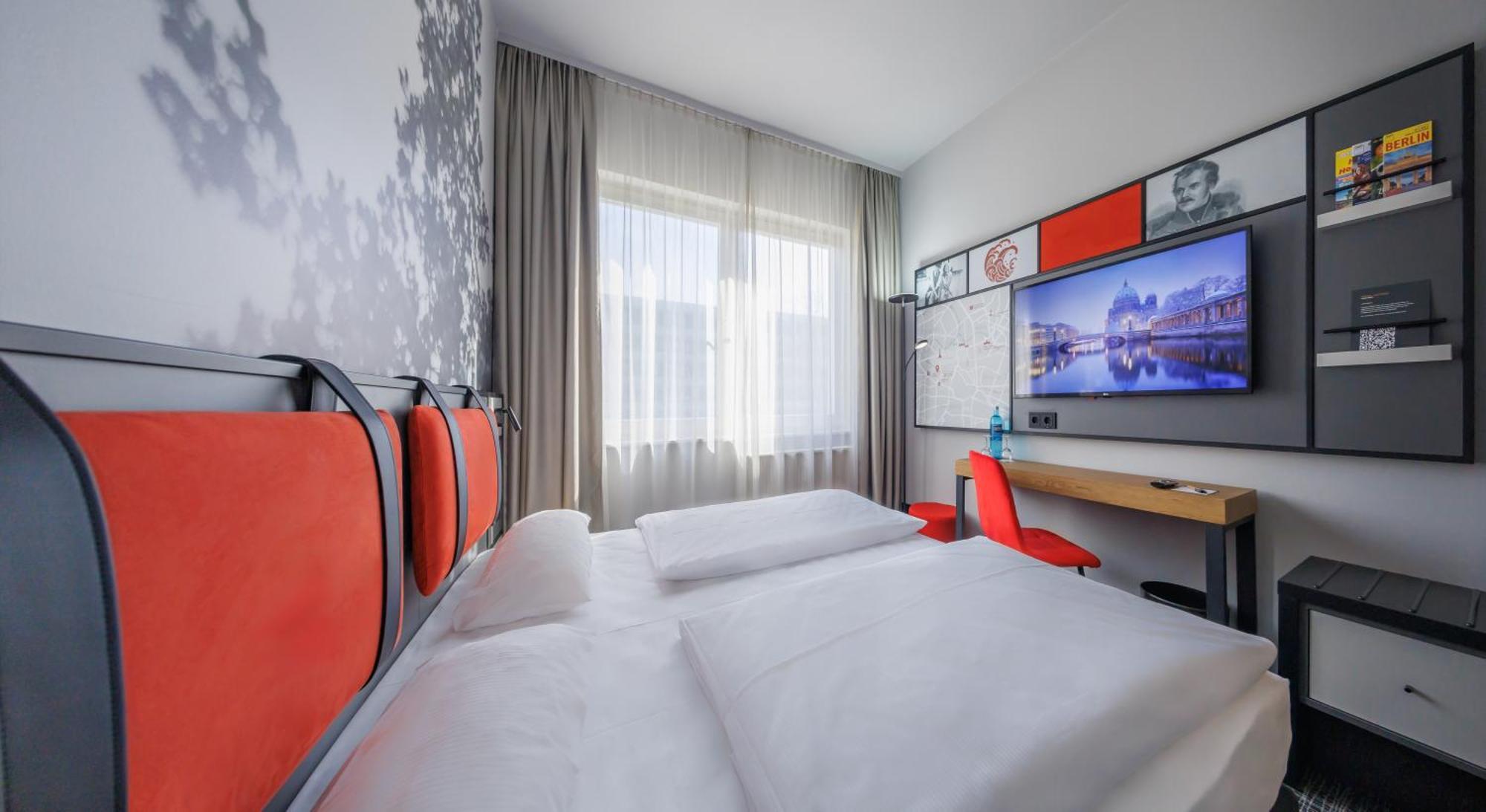 Hotel Luetzow Berlin Exterior photo